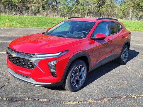 New 2026 Chevrolet Trax LT image 5