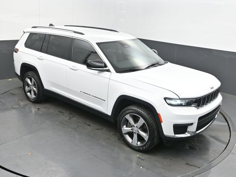 Used 2021 Jeep Grand Cherokee L Limited image 31