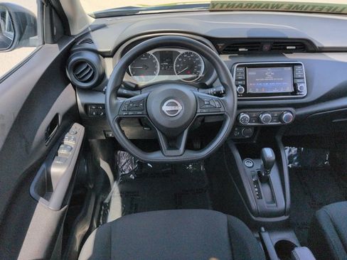 Used 2023 Nissan Kicks S FWD image 17