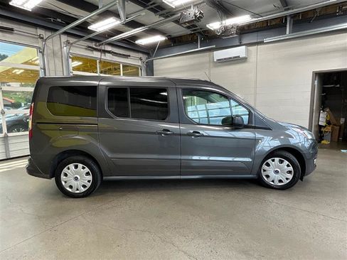 Used 2022 Ford Transit Connect XLT FWD image 6