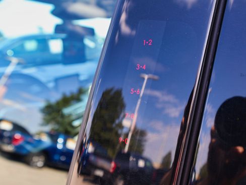 Used 2023 Ford Explorer XLT w/ Equipment Group 202A image 9