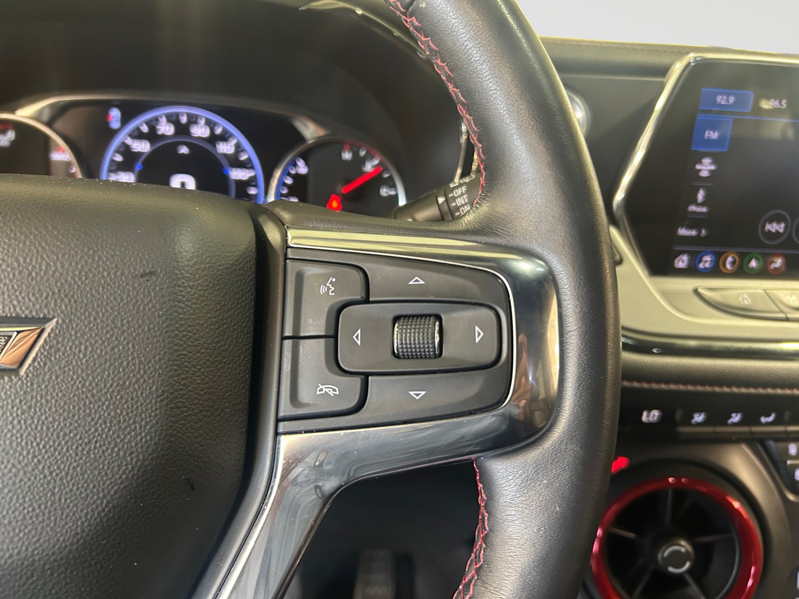 Used 2022 Chevrolet Blazer RS w/ Enhanced Convenience Package FWD image 19