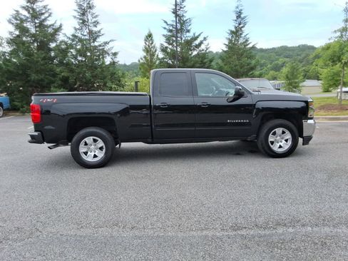 Certified 2018 Chevrolet Silverado 1500 LT w/ All Star Edition AWD/4WD image 4