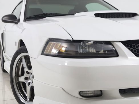 Used 2002 Ford Mustang GT RWD image 15