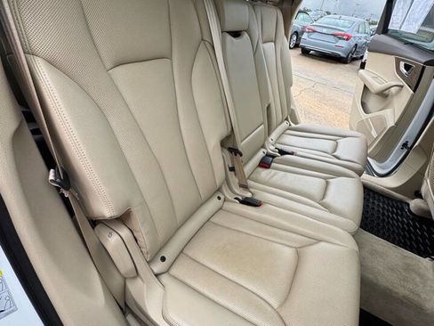 Used 2018 Audi Q7 3.0T Prestige w/ Prestige Package image 13