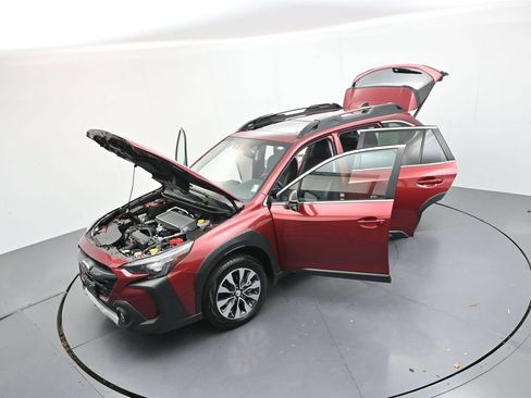 Used 2023 Subaru Outback Limited XT AWD/4WD image 36