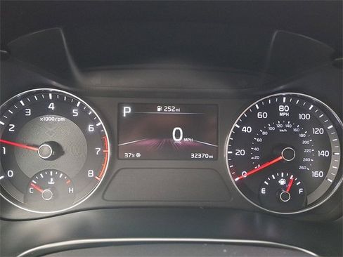 Certified 2022 Kia Forte LXS image 19