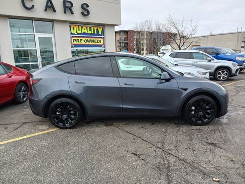 Used 2023 Tesla Model Y Long Range image 2