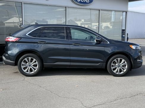 Used 2022 Ford Edge Titanium image 6