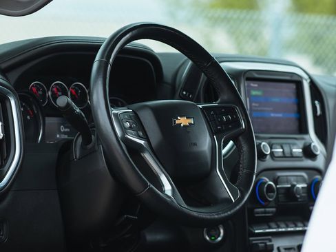 Used 2023 Chevrolet Silverado 2500 LTZ image 24