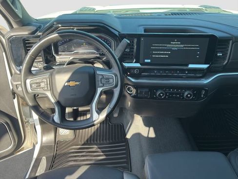 Used 2025 Chevrolet Silverado 3500 LTZ image 15