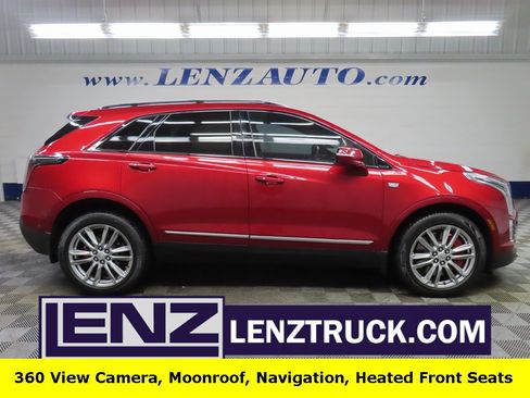 Used 2022 Cadillac XT5 Sportv w/ Technology Package image 1