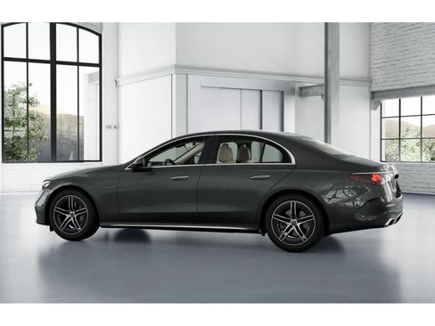 New 2026 Mercedes-Benz E 350 4MATIC Sedan image 32