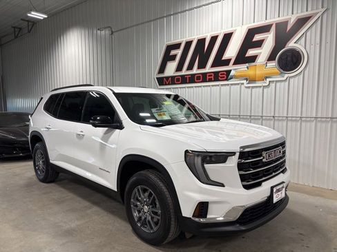 Used 2025 GMC Acadia Elevation image 12