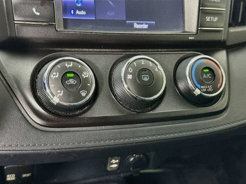 Certified 2017 Toyota RAV4 LE w/ Carpet Mat Package FWD image 17