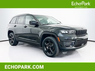 Used 2023 Jeep Grand Cherokee Altitude video 1