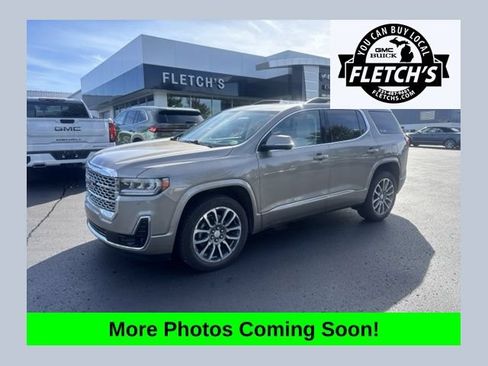 Used 2022 GMC Acadia Denali w/ Denali Ultimate Package AWD/4WD image 1