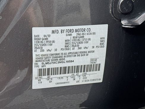 Used 2022 Lincoln Aviator Reserve AWD/4WD image 35