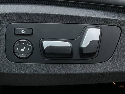 Used 2024 BMW X5 xDrive50e w/ M Sport Package image 70
