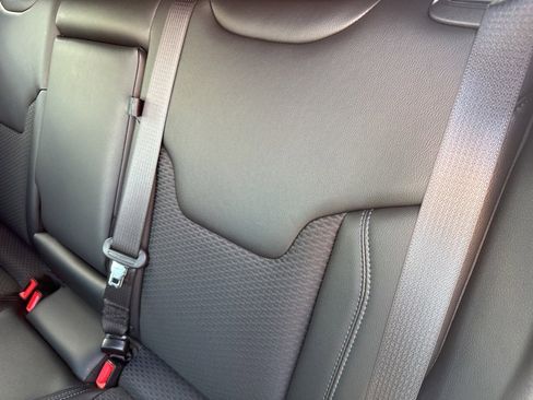 Used 2023 Jeep Compass Latitude w/ Convenience Group image 50