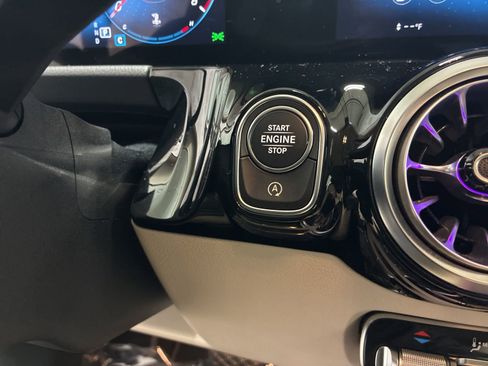 Used 2023 Mercedes-Benz GLA 250 4MATIC image 13