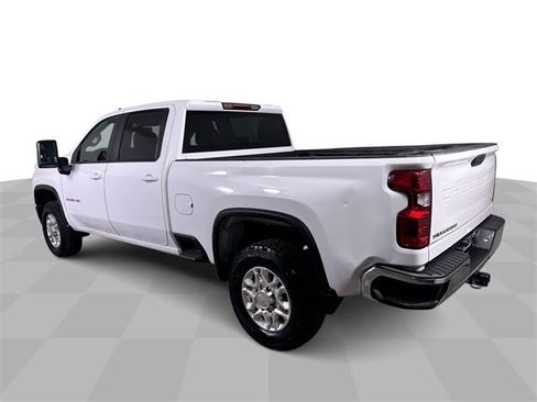 Used 2023 Chevrolet Silverado 2500 LT image 6