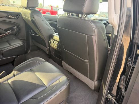 Used 2019 GMC Yukon SLT w/ Premium Edition AWD/4WD image 59