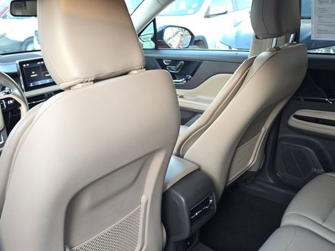 Used 2021 Lincoln Corsair FWD image 14