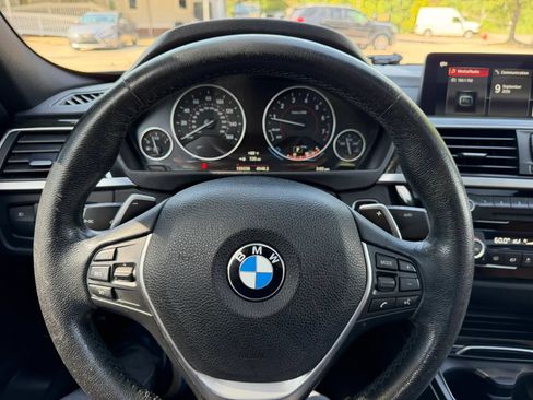 Used 2018 BMW 330i xDrive Sedan AWD/4WD image 30