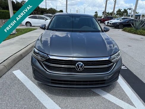 Used 2022 Volkswagen Jetta S image 7