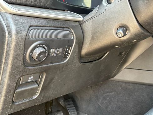 Used 2024 Jeep Wagoneer Series II AWD/4WD image 20