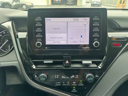 Used 2024 Toyota Camry SE w/ Blackout Package (TMS) FWD image 11