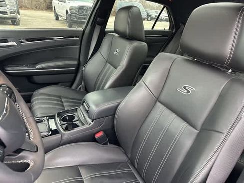 Used 2023 Chrysler 300 S image 3