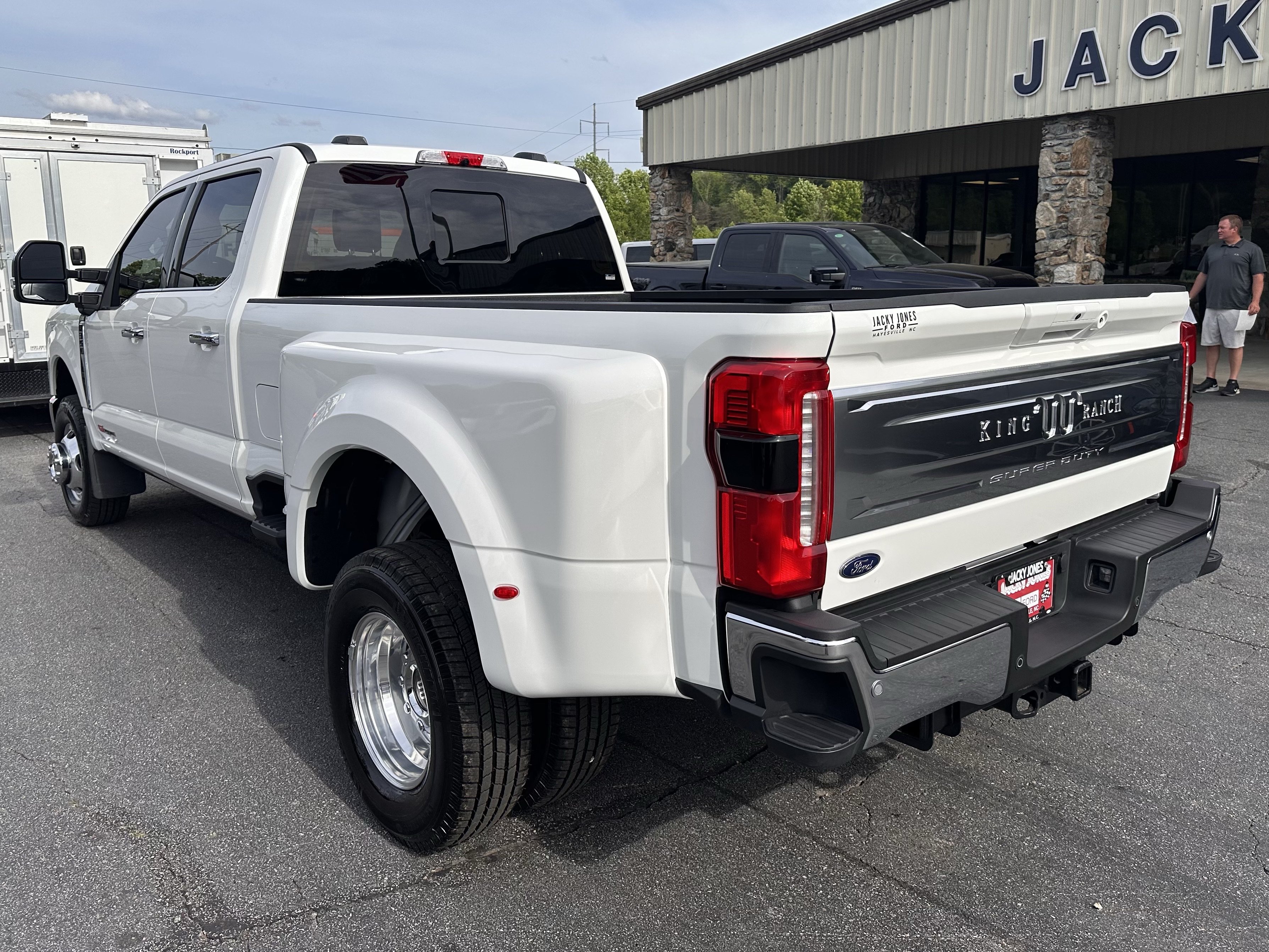 Used 2026 Ford F350 King Ranch w/ Chrome Package AWD/4WD image 8