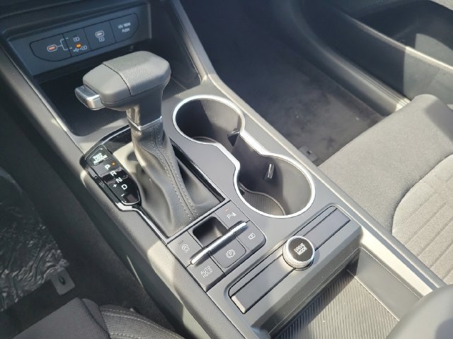 New 2026 Kia K5 LXS FWD image 22