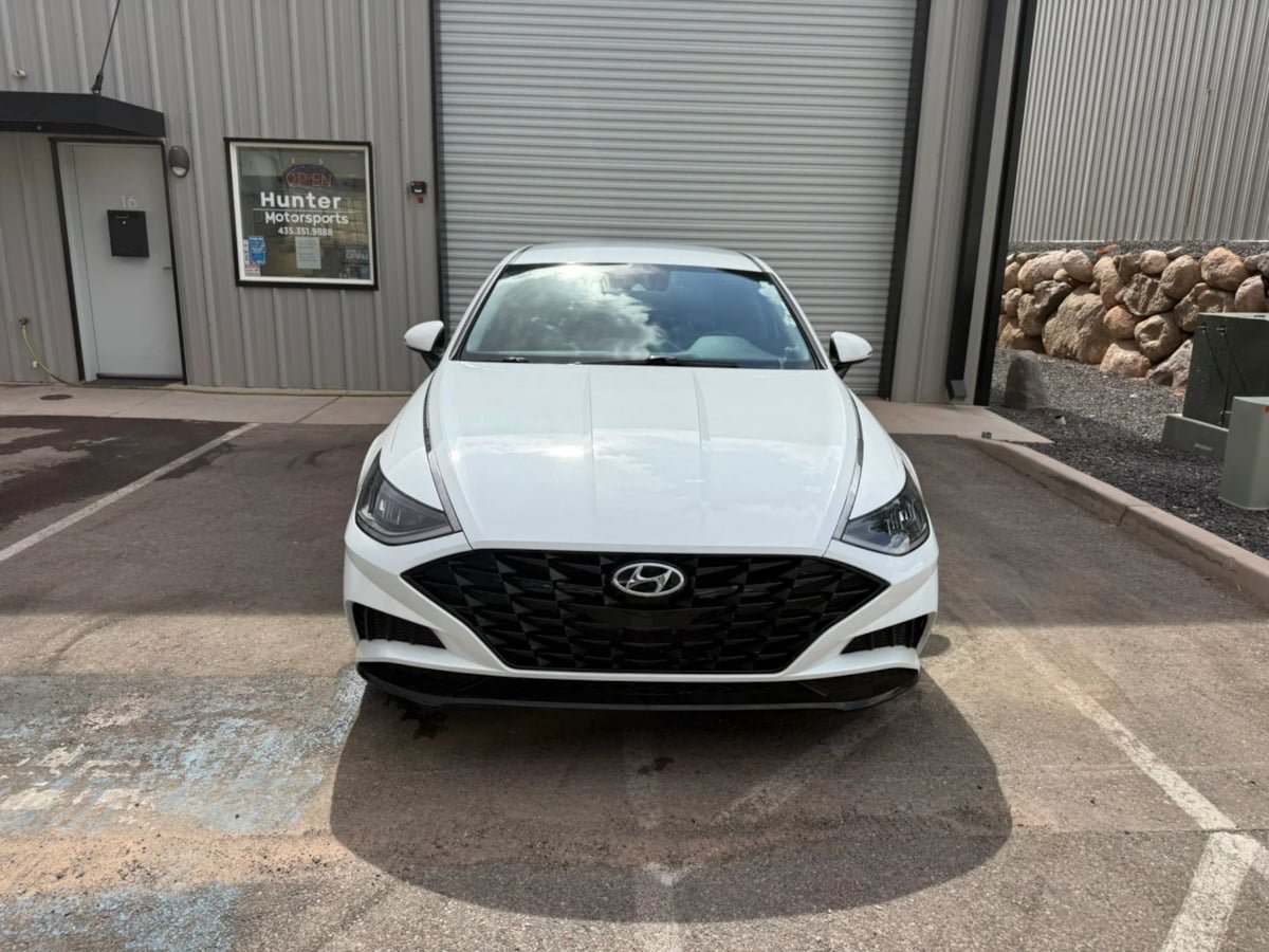 Used 2021 Hyundai Sonata SEL w/ Preferred Accessory Package FWD image 14