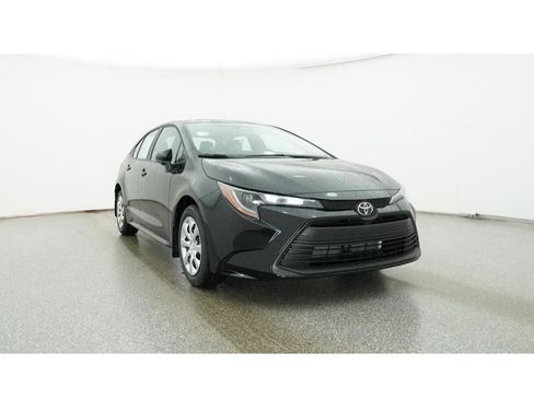 New 2026 Toyota Corolla LE image 30