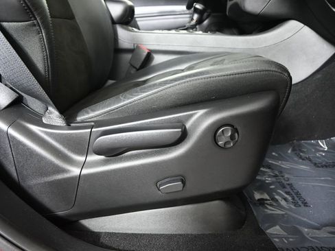 Used 2019 Dodge Durango GT AWD/4WD image 14
