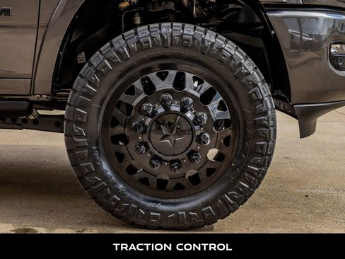 Used 2026 RAM 3500 Limited image 12