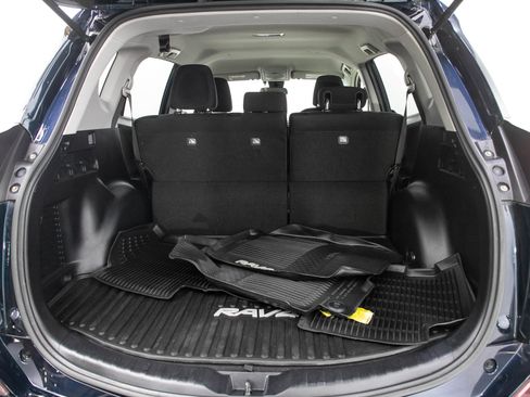 Used 2017 Toyota RAV4 LE w/ All Weather Liner Package AWD/4WD image 9