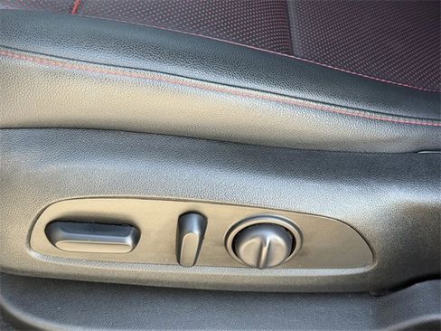 Certified 2021 Chevrolet Blazer RS w/ Enhanced Convenience Package image 26