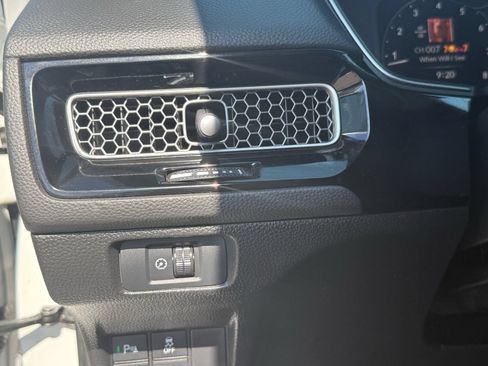Certified 2023 Honda Civic Touring image 16