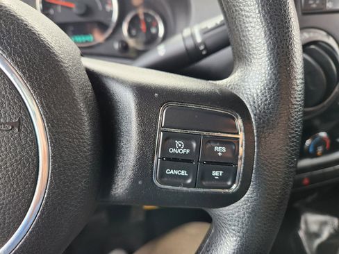 Used 2013 Jeep Wrangler Sport image 28