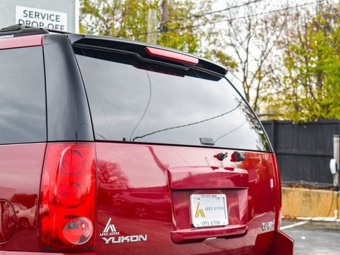 Used 2007 GMC Yukon SLT w/ SLT Preferred Equipment Group image 37