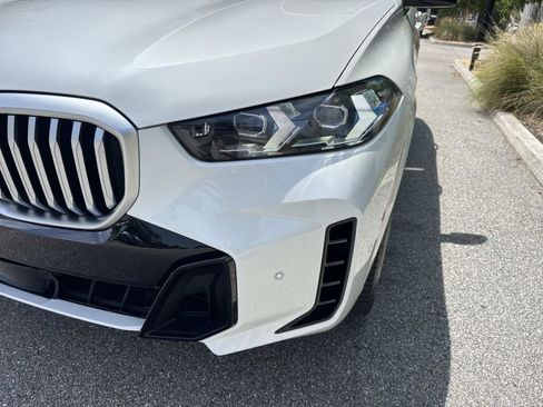 Used 2025 BMW X5 sDrive40i w/ M Sport Package RWD image 9
