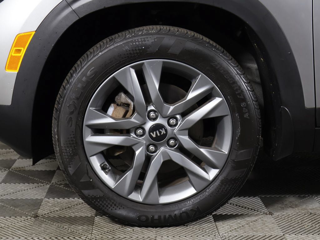 Used 2021 Kia Seltos LX AWD/4WD image 18