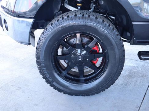 Used 2014 Ford F150 XLT w/ Trailer Tow Package image 12