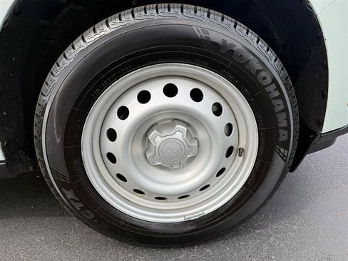 Used 2023 Ford Maverick XL FWD image 18