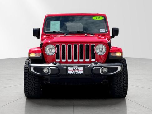 Used 2019 Jeep Wrangler Unlimited Sahara AWD/4WD image 8