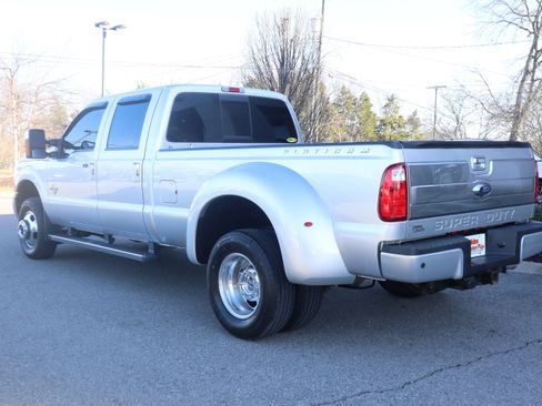 Used 2015 Ford F350 Platinum image 9